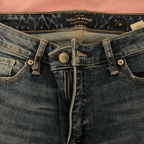 Lucky Brand Hayden Skinnny Distressed Jeans - Picture 3 of 7